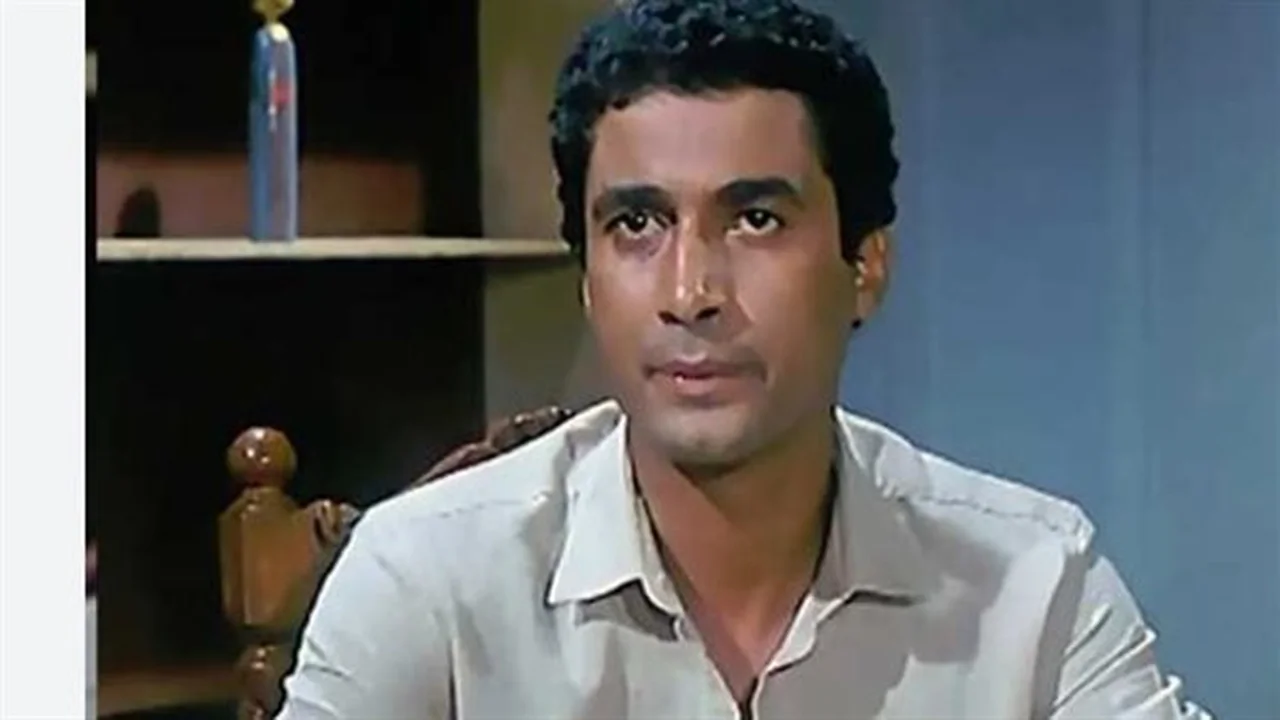 صراع الكواليس.. أحمد زكي يكشف رحلته نحو النجومية